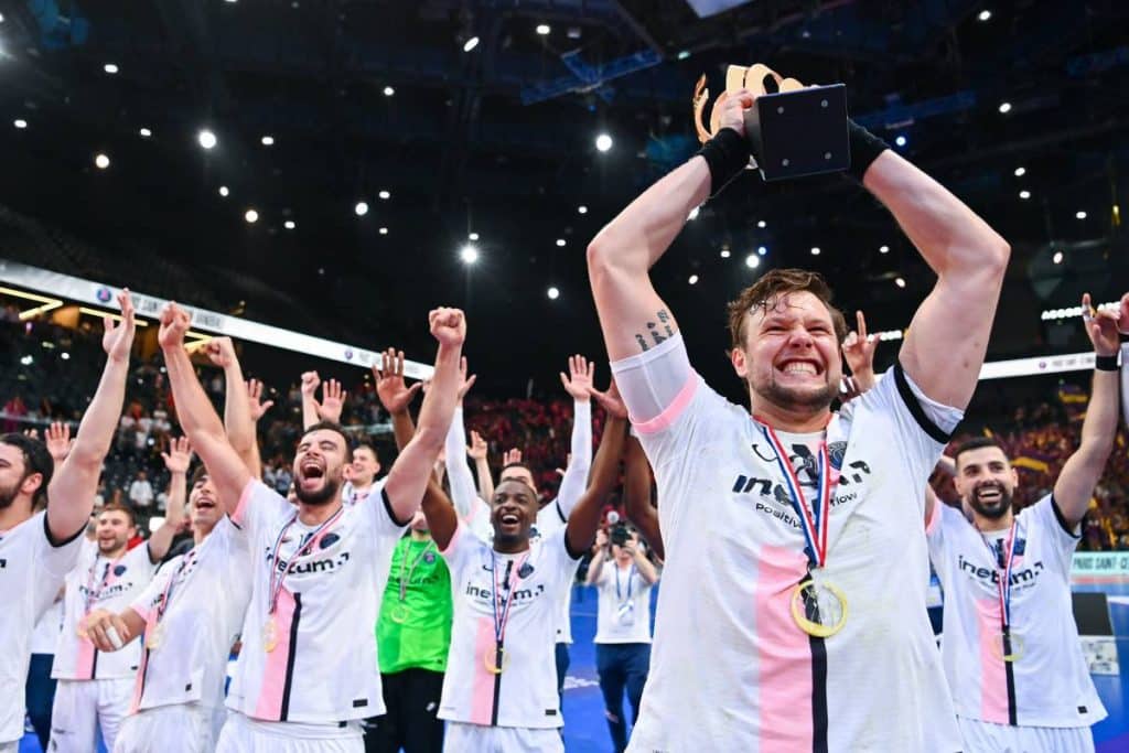 Le Hand voit deux grandes équipes, le PSg et Metz dominer le championnat.