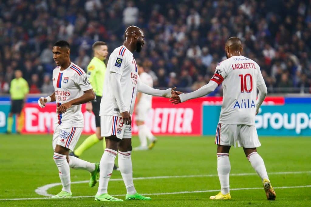 Lyon : Lacazette, c’est vraiment mieux que Dembélé ?