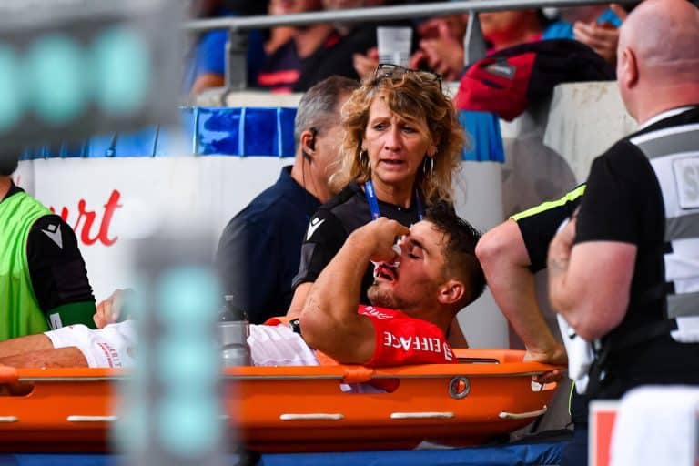 Les commotions au rugby sont de vrais problèmes pour les joueurs.