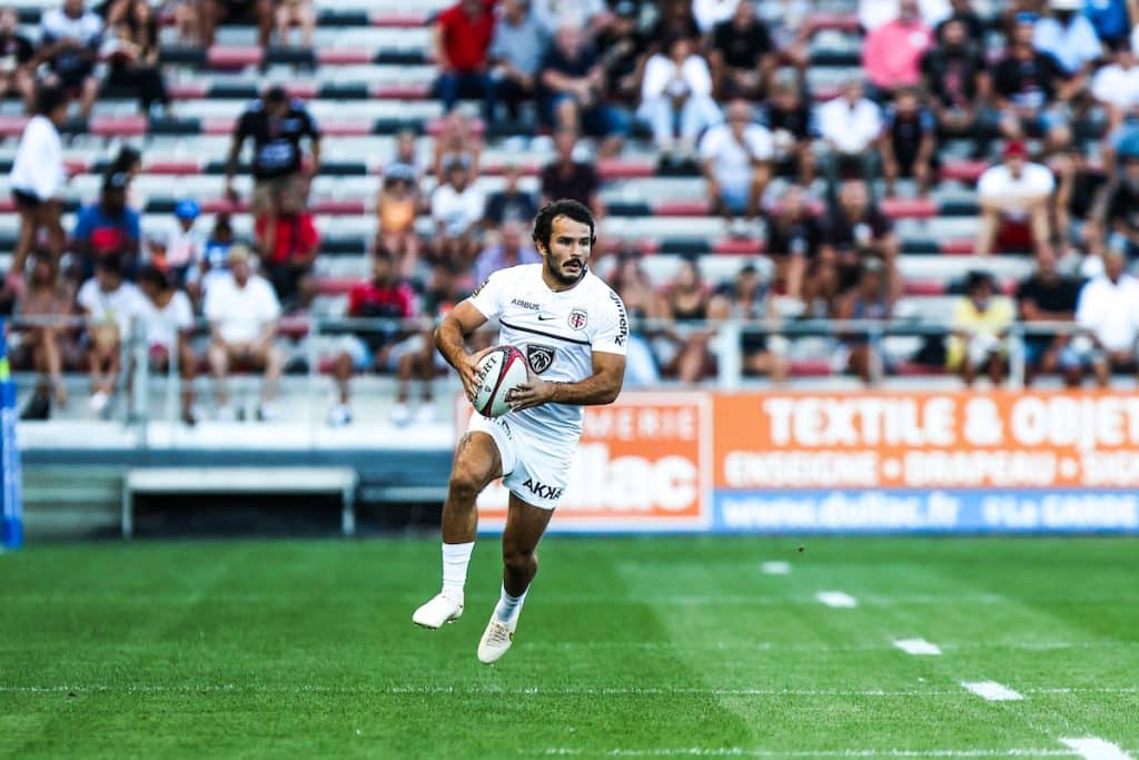 Hugo Bonneval est le frère d'un autre Bonneval. Ces frères de qui veulent sortir de l'ombre.