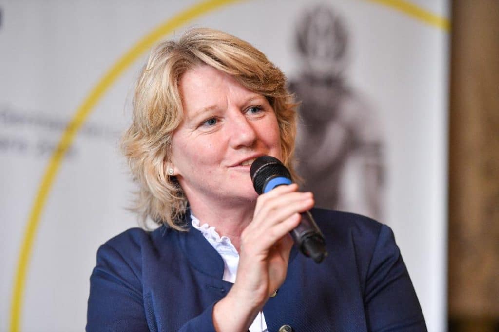 Brigitte Henriques (présidente du CNOSF) impliquée dans les scandales à la FFF et contrainte à démissionner ?