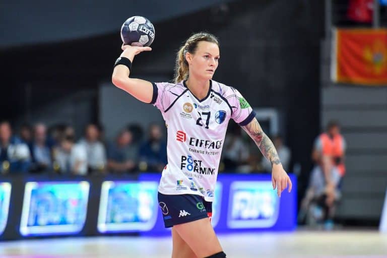 Nadia Mielke-Offendal vit une belle vie à Chambray.