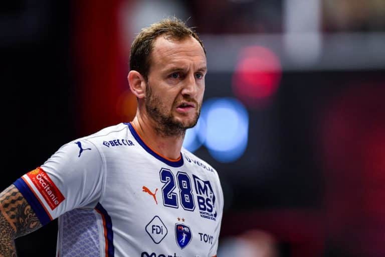 Valentin Porte et le MHB à la relance.