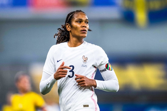 Wendie Renard consultante sur Europe 1 pendant le Mondial
