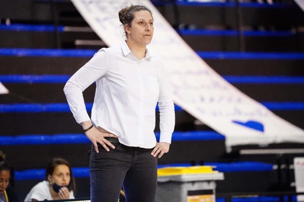 Aurélie Bonnan (Angers) : « Les clubs doivent prendre des coachs femmes pour leurs compétences et pas parce que ce sont des femmes ! »