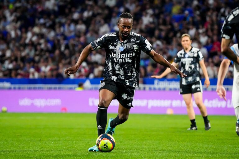 Sidney Govou dégaine à nouveau sur le fonctionnement de l'OL.