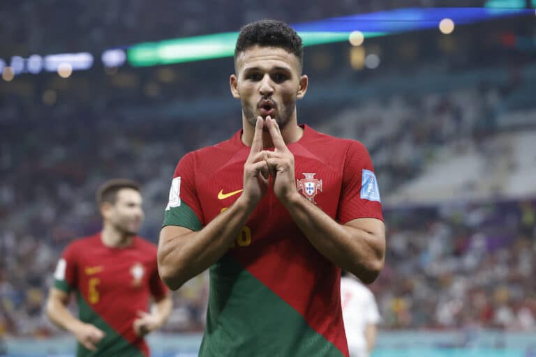 Ramos claque un triplé lors de Portugal Suisse.