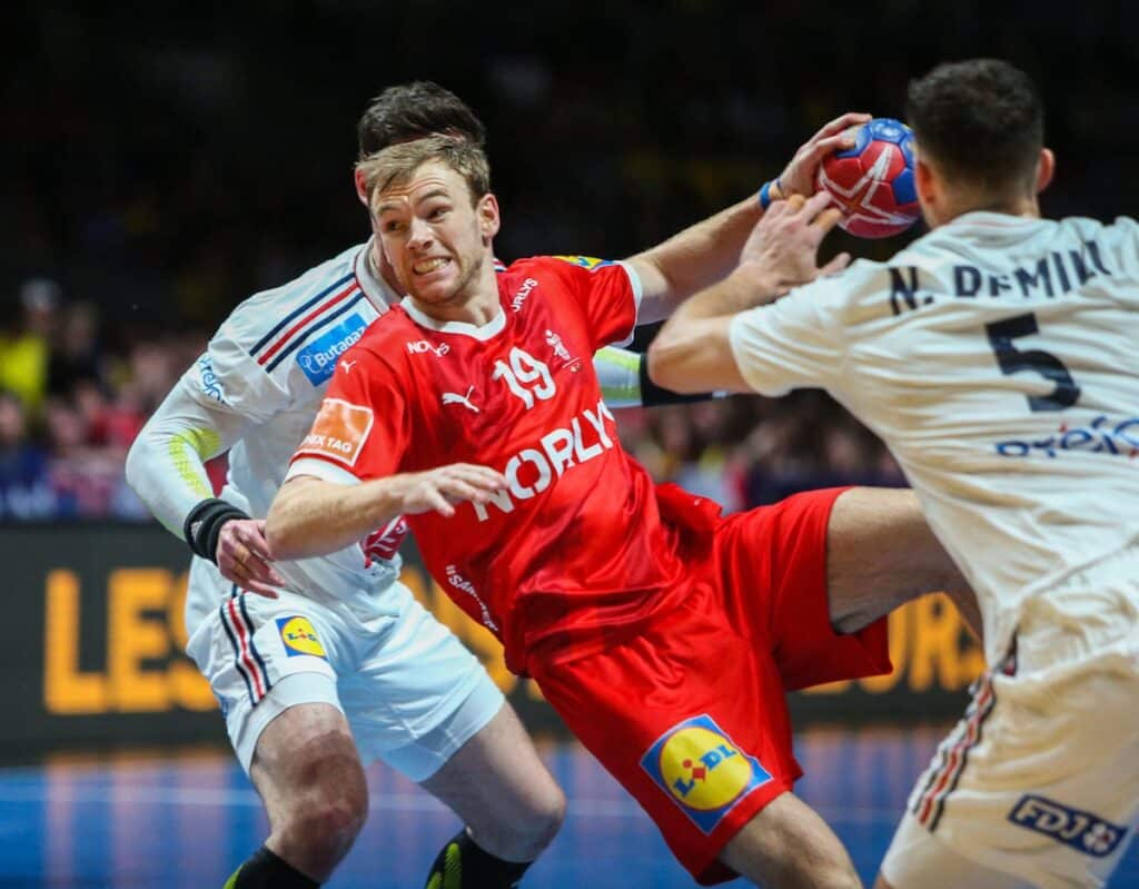 Handball : quand les Danois donnent une leçon à la France !