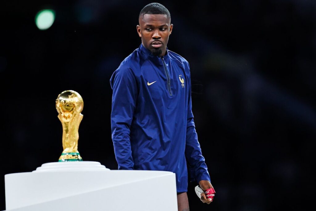 Marcus Thuram regarde la Coupe du Monde après une très bonne entrée en finale.