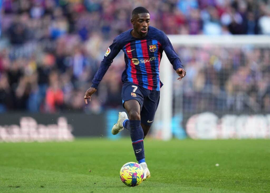 Ousmane Dembélé souffle le shox et le froid avec le FC Barcelone et les Bleus.