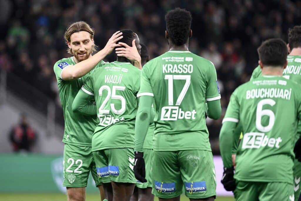 Le groupe Accor et Sébastien Bazin « démentent tout intérêt pour la reprise de Saint-Etienne »