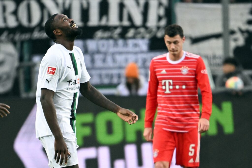 Tour d’Europe : le Bayern perd, United se rapproche, le Barça confirme