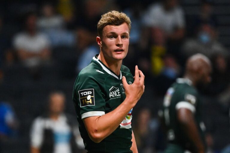 Emilien Gailleton vit à fond sa saison en Top 14 avec Pau.