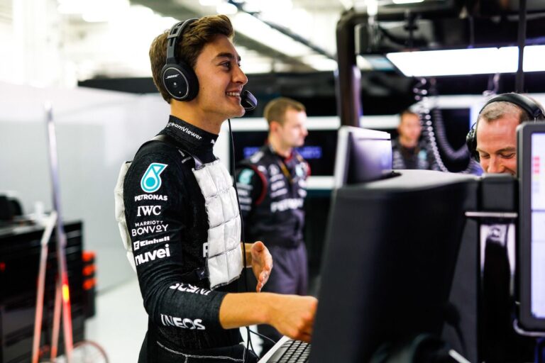 Russell toujours avec Mercedes.