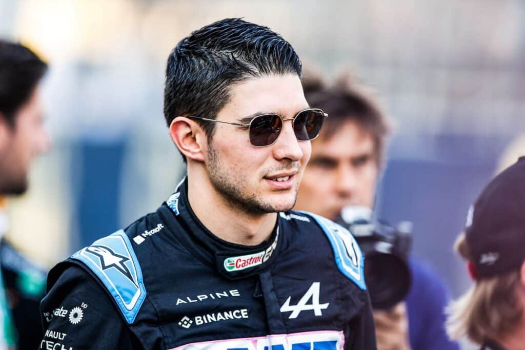 Esteban Ocon chez Alpine en taille patron ?
