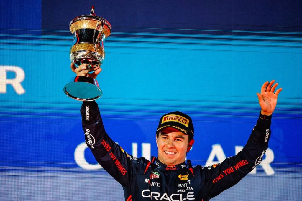 Sergio Perez continue avec Red Bull.