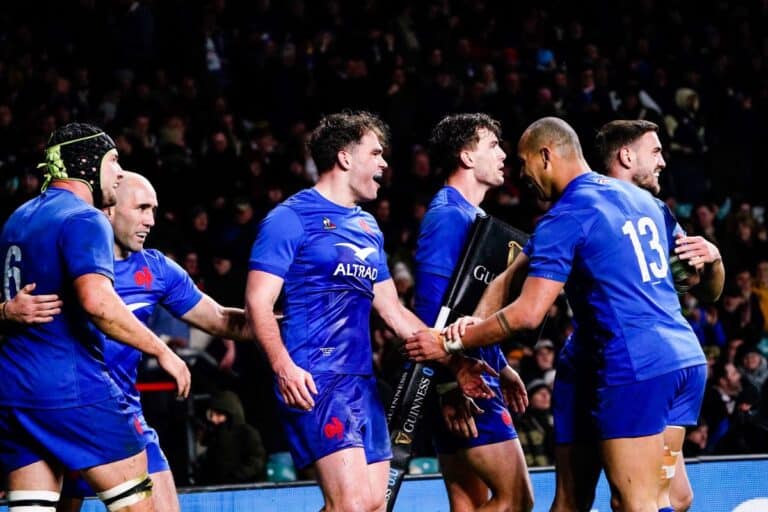 Le XV de France victorieux à Londres 53-10.