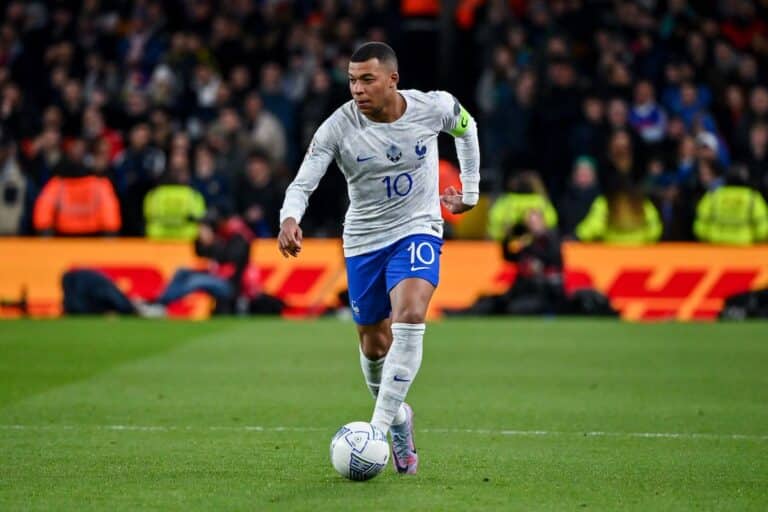 Kylian Mbappé raconté par un auteur de BD.