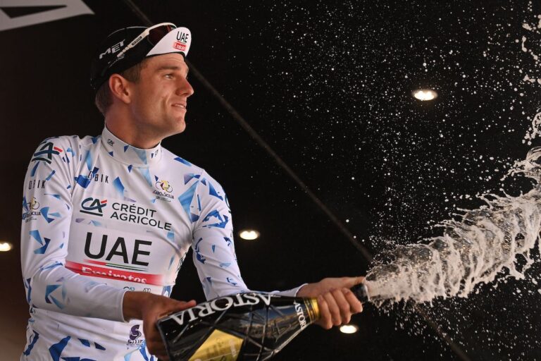 rès attendu pour son retour sur le Giro, Evenepoel ne sera pas le seul prétendant à la succession d’Hindley. Caruso, Almeida, Thomas, Roglic.