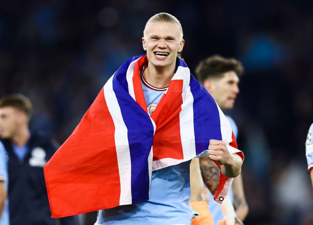 Ballon d’Or : élu meilleur joueur de Premier League, Erling Haaland défie Lionel Messi !