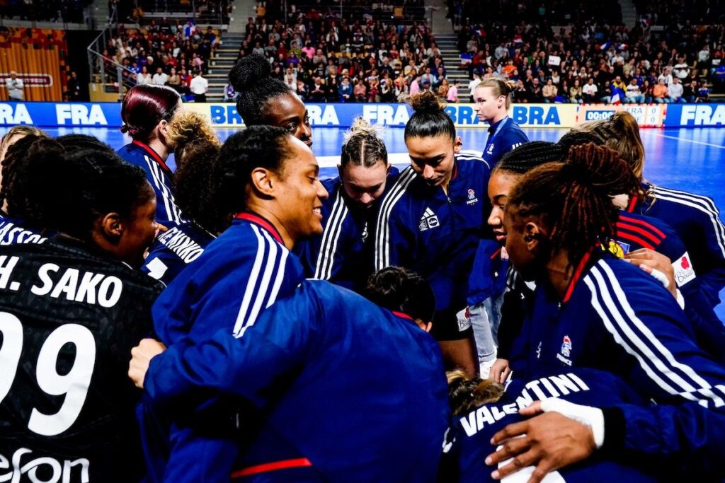 Le hand féminin français a-t-il les yeux plus gros que le ventre ?