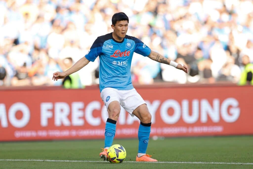 Transferts : le Bayern grand favori pour Kim Min-Jae (Naples)