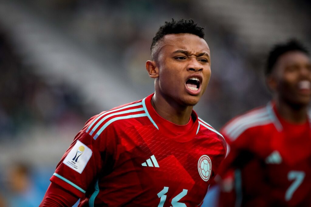 Transferts : un grand espoir colombien va s’engager avec le RC Lens