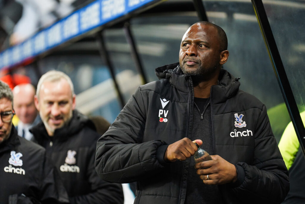 Transferts : Patrick Vieira pourrait rebondir à Leeds