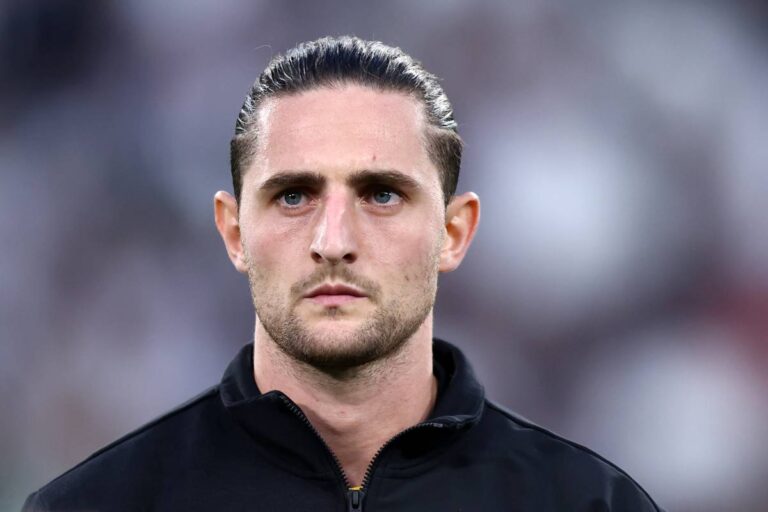 Adrien Rabiot est à la Juventus de Turin. Mais il devrait quitter le club cet été ?