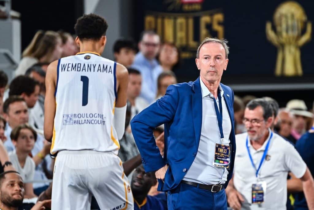 La NBA va-t-elle priver les Bleus de leurs meilleurs joueurs ? Vincent Collet inquiet avant la Coupe du Monde