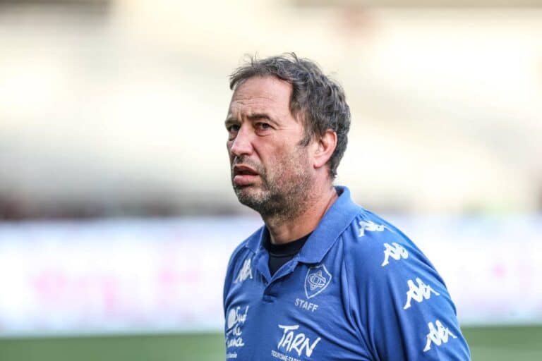 Pierre-Henry-Broncan travaille avec Eddie Jones.