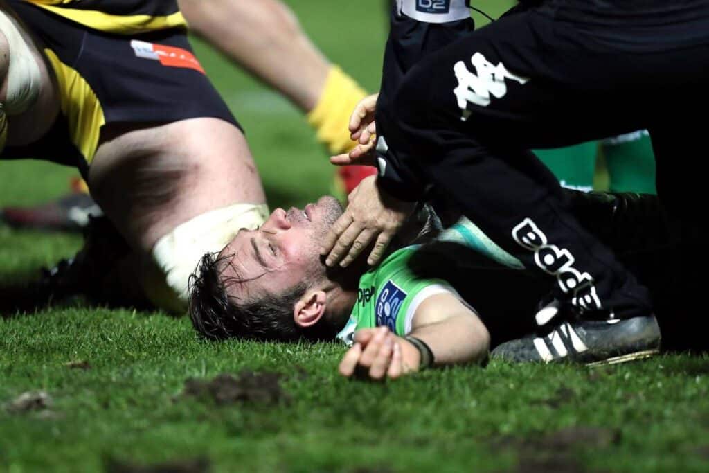 Le TOP 14 met les moyens sur le protocole commotion.