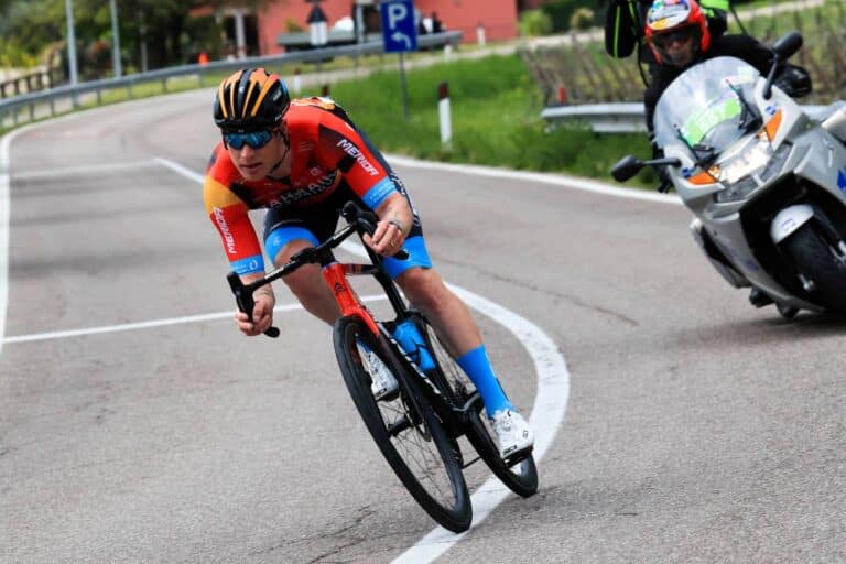 Le Tour de France évolue avec le team radio.