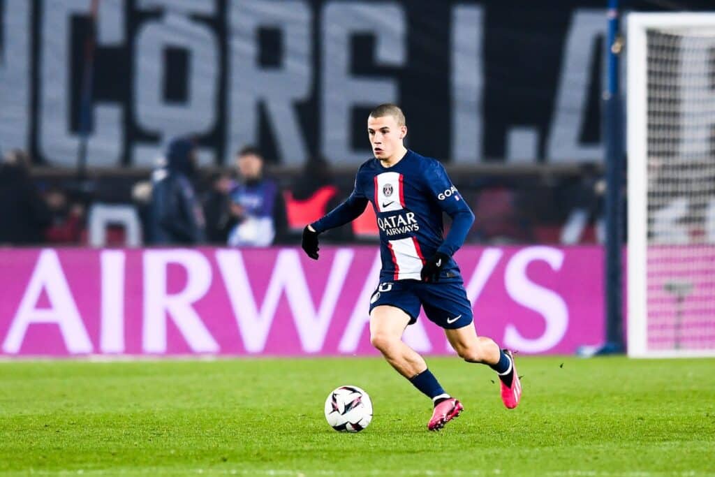 Transferts : Saint-Etienne insiste pour Ismaël Gharbi (PSG)