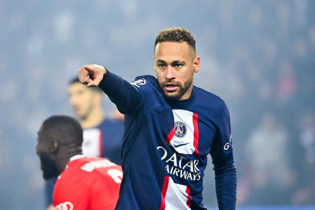 PSG : Neymar sur le terrain dès le mois de septembre ?