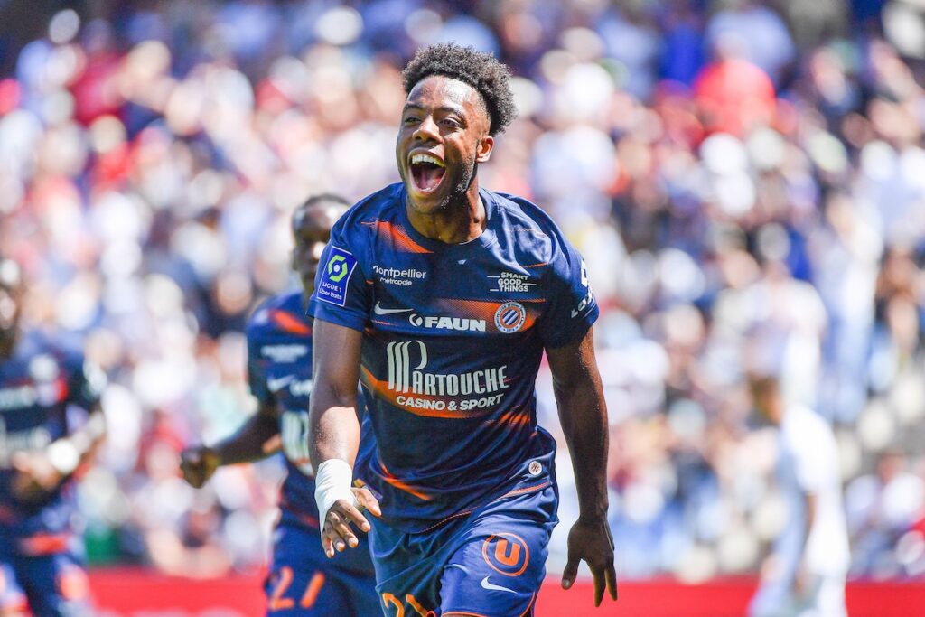 Transferts : Chelsea veut prendre Elye Wahi (Montpellier) pour le prêter à Strasbourg !