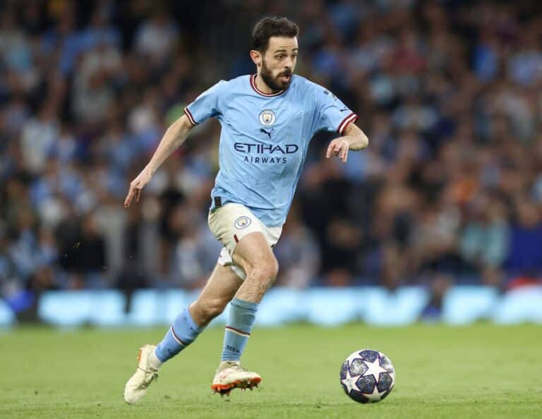 Bernardo Silva a reçu une offre de 50 millions annuels sur 3 ans. Soit 150 millions dans le compte en banque.