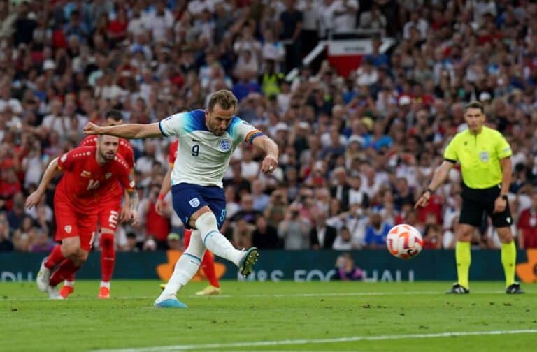 e serait presque bouclé entre Harry Kane et le Bayern Munich, le prince d'Angleterre ne veut jouer qu'avec la tunique rouge et blanche.