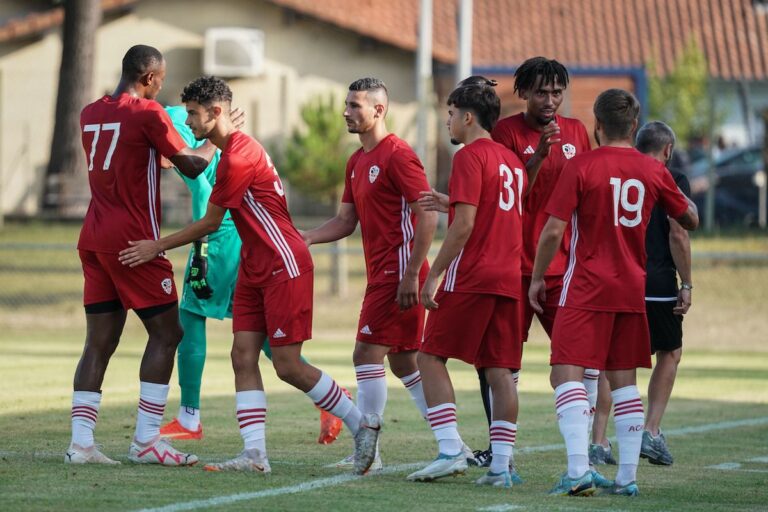 L'AC Ajaccio devra composer une nouvelle fois en Ligue 2.