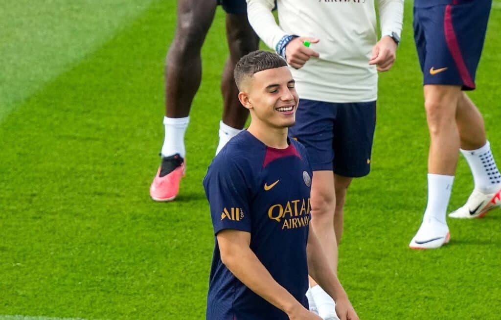 Transferts : Ismaël Gharbi (PSG) se rapproche de Saint-Etienne