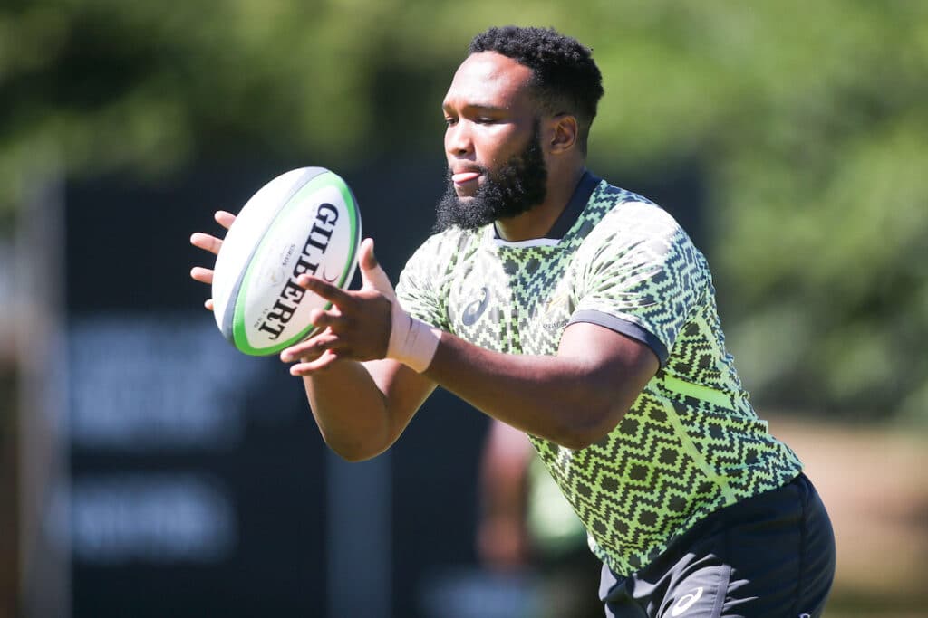 Lukhanyo Am Sharks attaque ! Un pilier de la sélection sud-africaine.