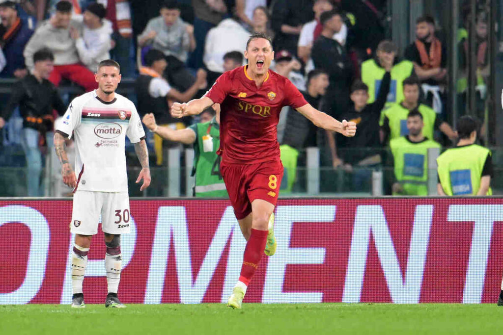 Matic s'engage avec le Stade Rennais jusqu'en 2025.