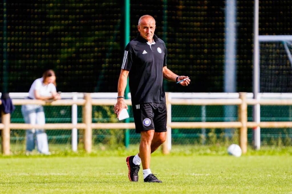 Laurent Peyrelade et le FC Versailles ont un seul cap : la Ligue 2.