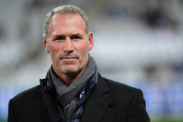 Olivier Magne est un joueur très adroit dans la distribution du jeu.