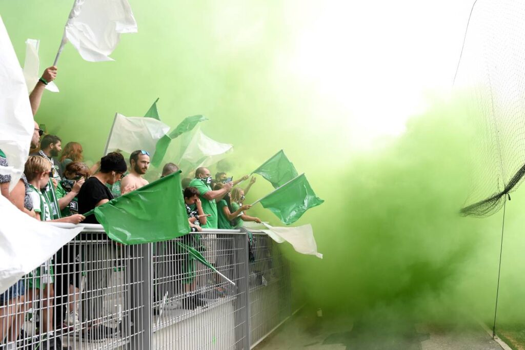 Ligue 1 : PSG et l'OM à la fête, Le Havre miraculé, Saint-Etienne coulé, Strasbourg inconsolable