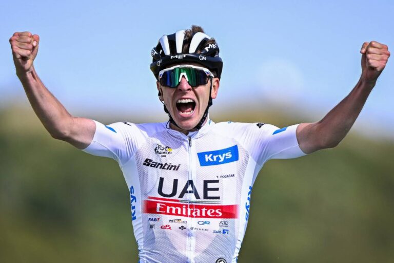 UAE Team Emirates a le soutien des Emirats Arabes Unis.