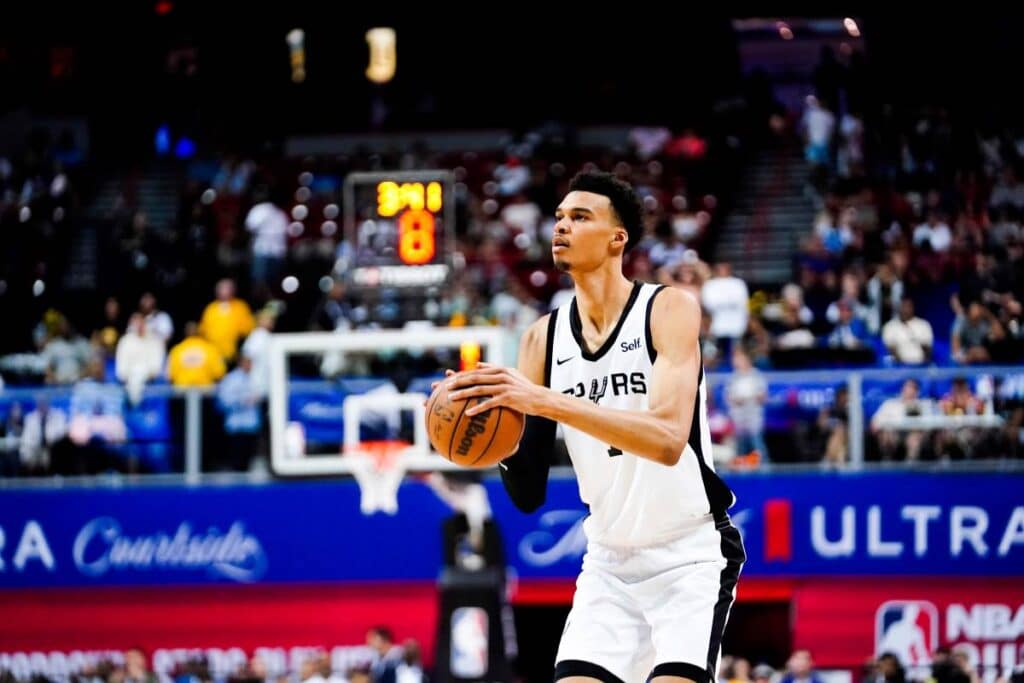 Wembanyama sera très attendue en NBA avec les Spurs.