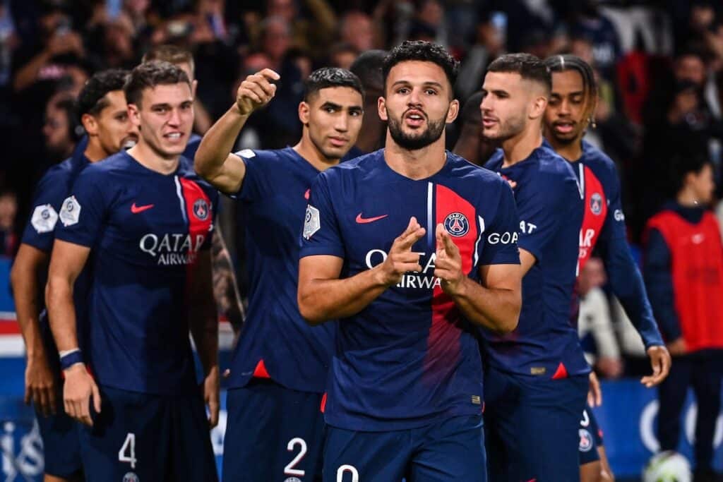 Les notes de PSG – OM (4-0) : Hakimi et les Parisiens monstrueux, Aubameyang et les Marseillais absents
