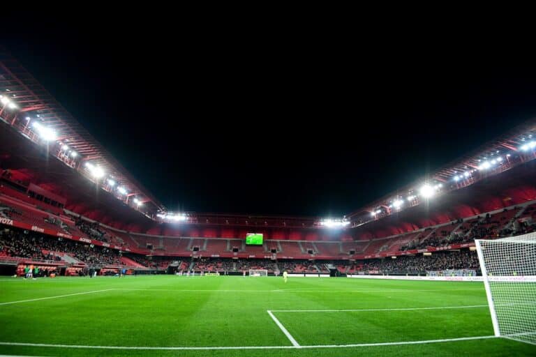 Valenciennes et Troyes dans l'ombre des plus grands.