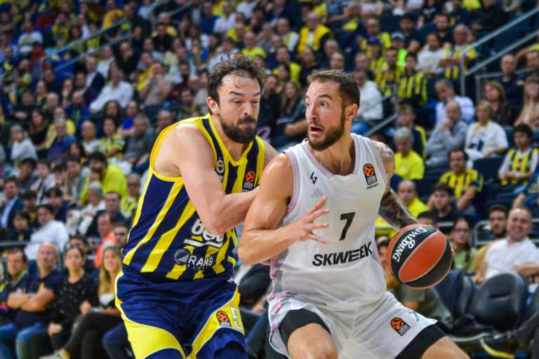 Joffrey Lauvergne heureux du championnat de Betclic Elite.